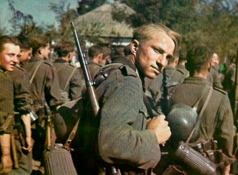 «Они сражались до последнего, даже раненые и те не подпускали нас к себе». Губерт Коралла, ефрейтор санитарного подразделения, летом 1941 года