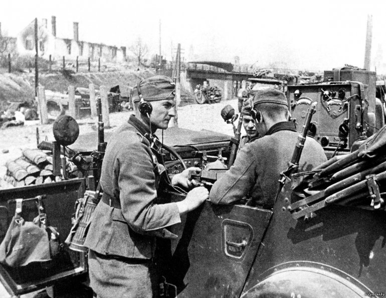 Несмотря на впечатляющие успехи лета 1941 года, война на Восточном фронте оказалась для Вермахта совсем не такой, как это было во Франции или Польше