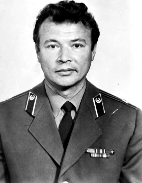 Кавалер Ордена Красной звезды Владимир Туманов